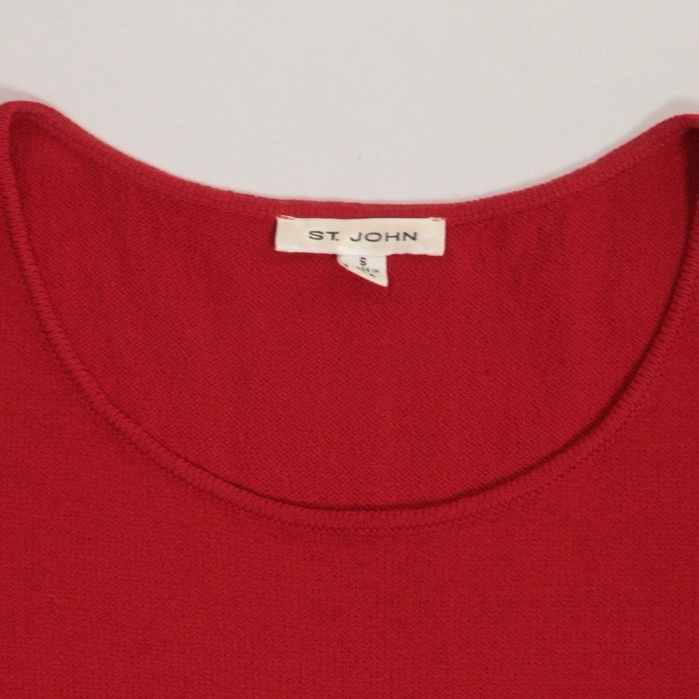 St John Red Sleeveless Top Santana Knit Scoop Neck Quiet Luxury Size Small - Picture 2 of 8